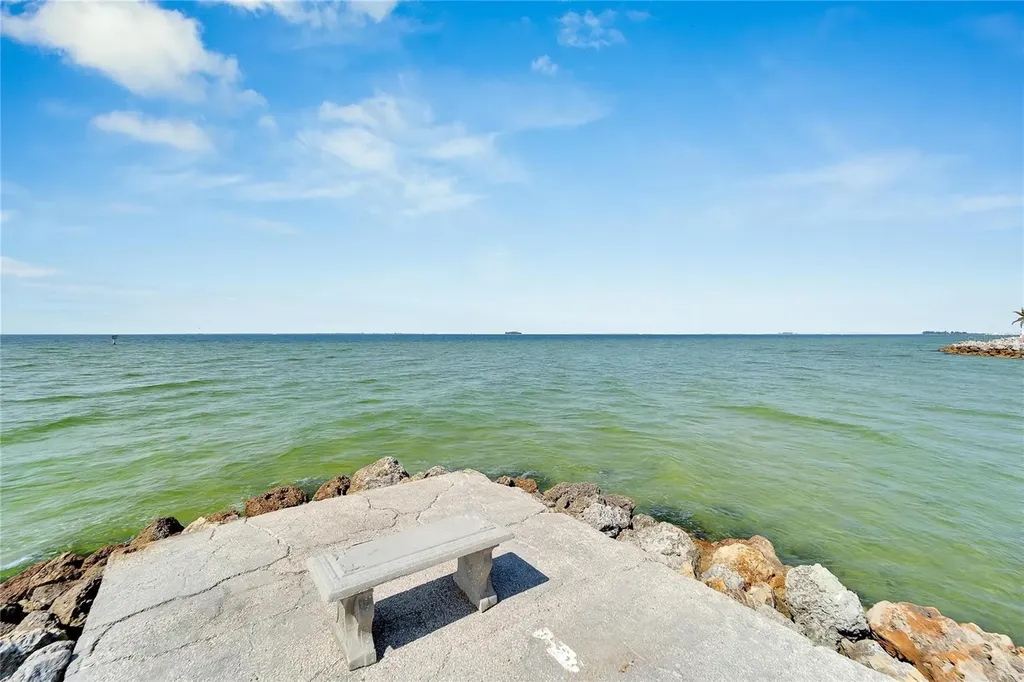 6432 Rubia Circle Apollo Beach FL 33572
