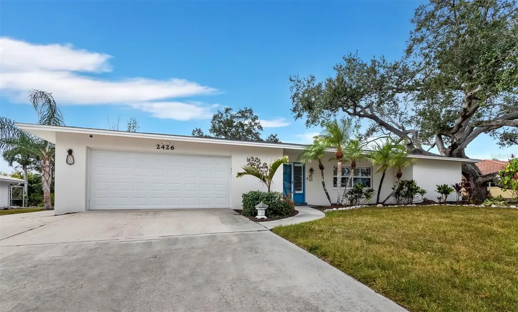 2426 River Ridge Drive Sarasota FL 34239