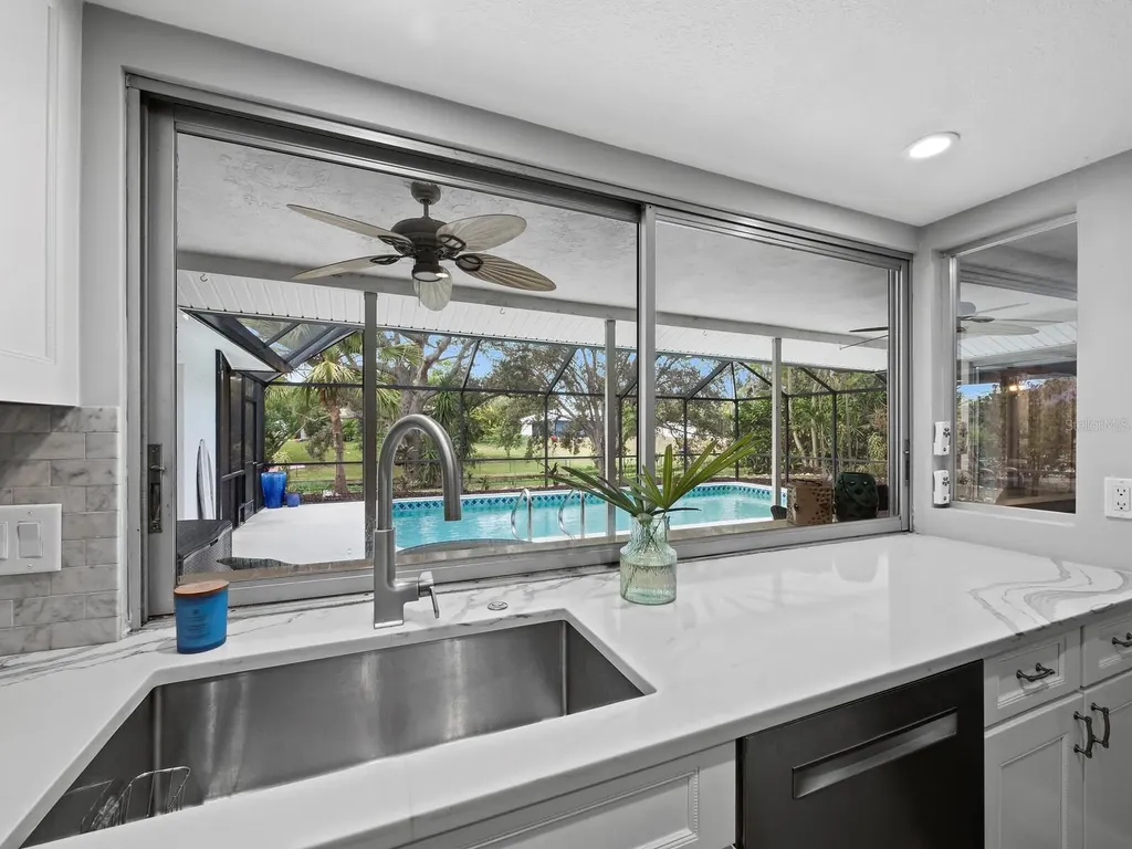2426 River Ridge Drive Sarasota FL 34239