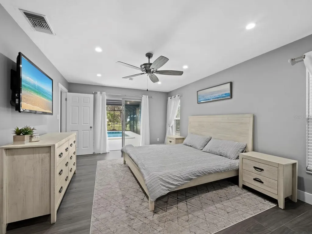 2426 River Ridge Drive Sarasota FL 34239