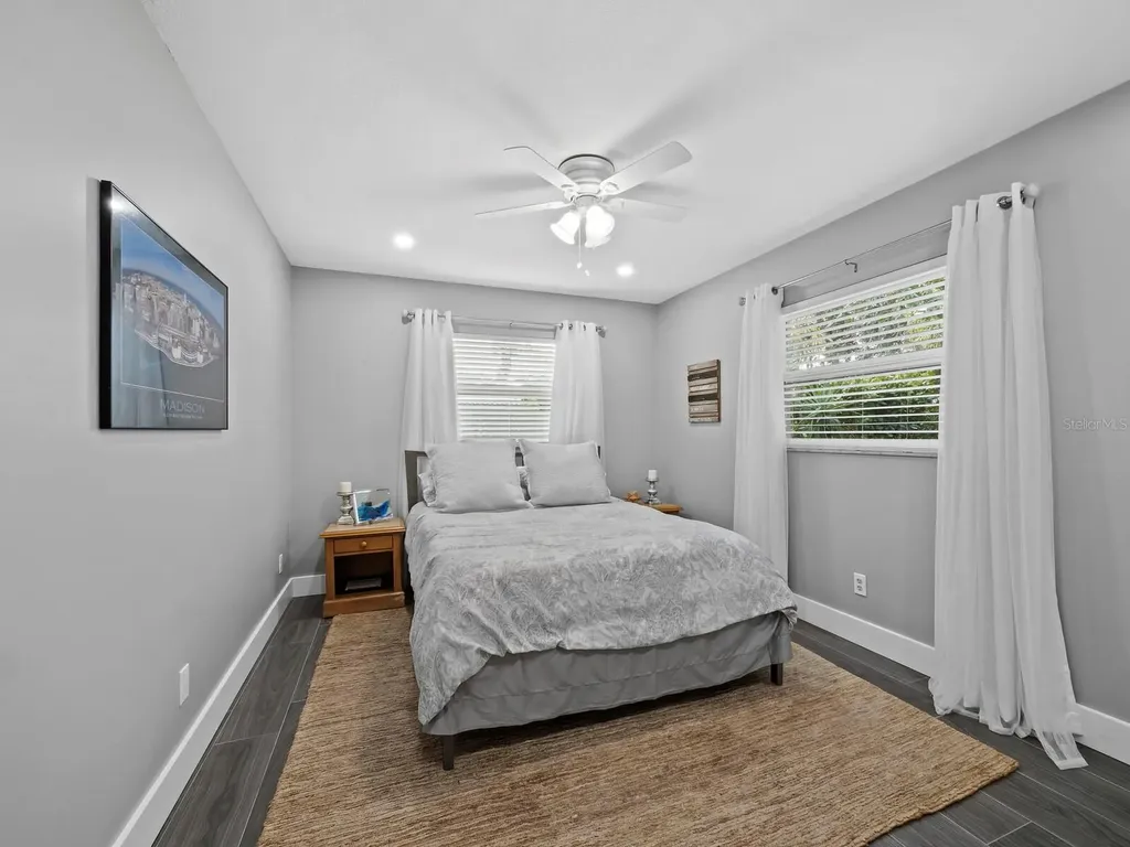 2426 River Ridge Drive Sarasota FL 34239