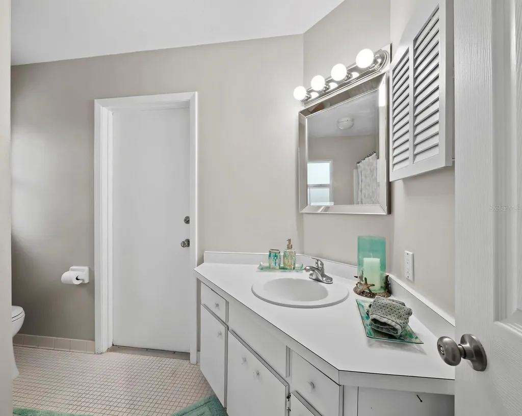 2426 River Ridge Drive Sarasota FL 34239