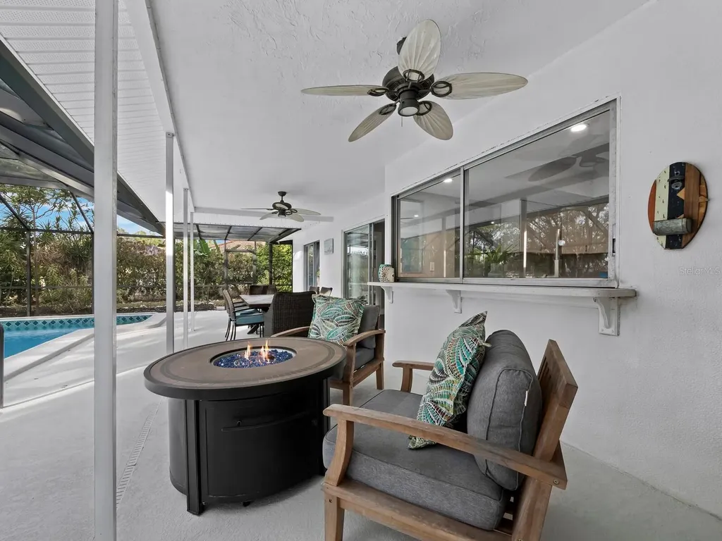 2426 River Ridge Drive Sarasota FL 34239