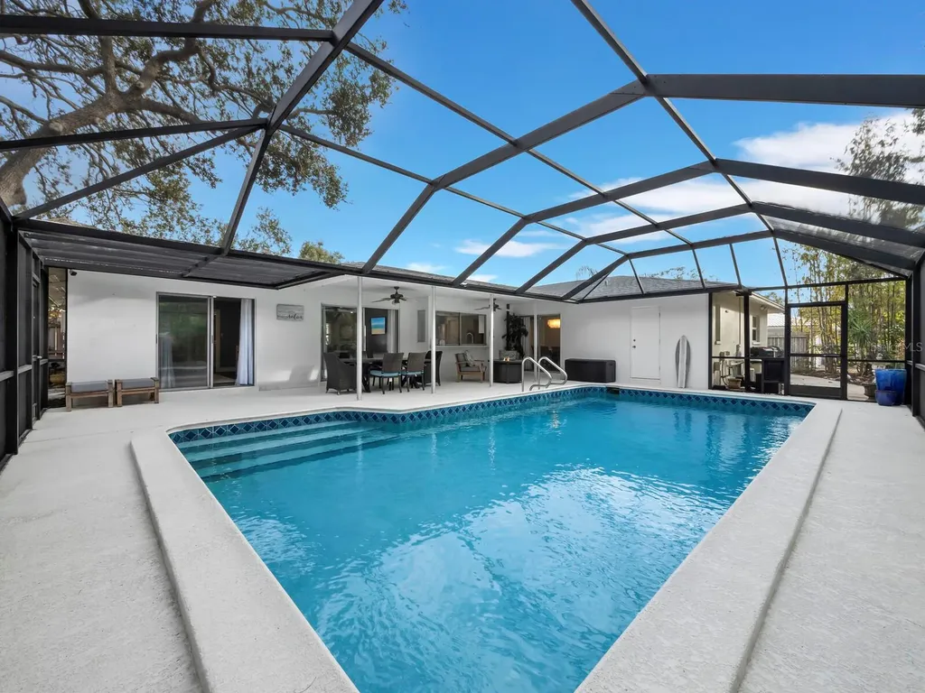 2426 River Ridge Drive Sarasota FL 34239
