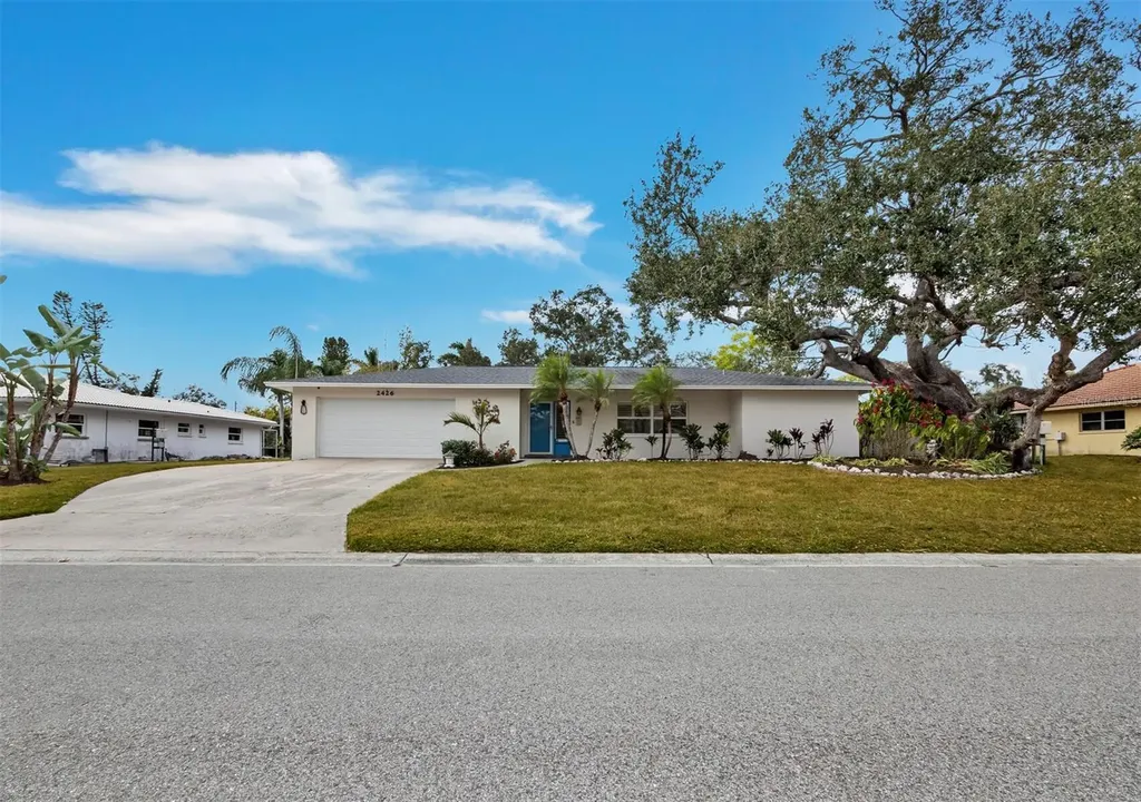 2426 River Ridge Drive Sarasota FL 34239