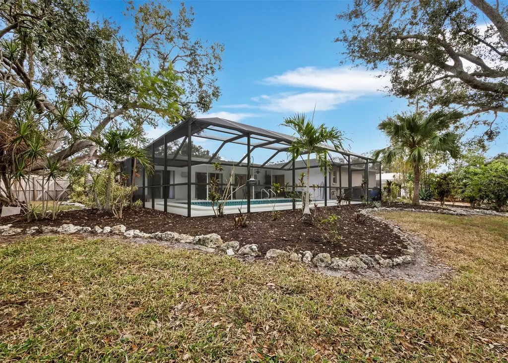 2426 River Ridge Drive Sarasota FL 34239