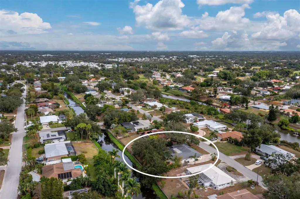 2426 River Ridge Drive Sarasota FL 34239