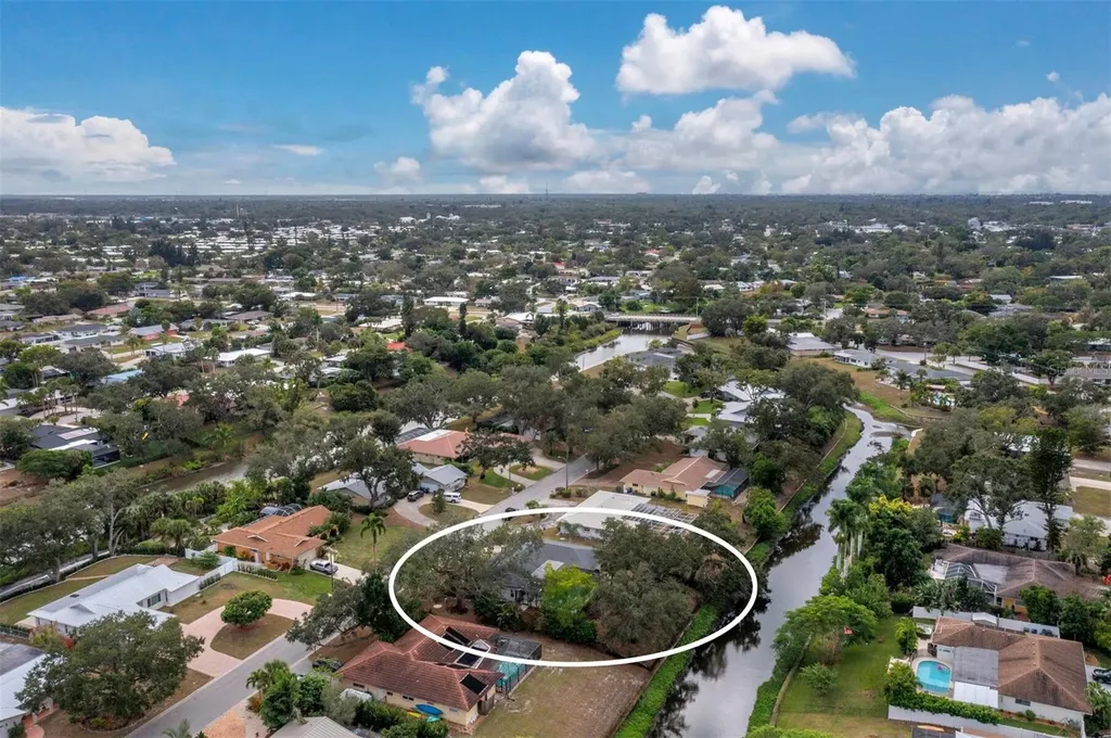 2426 River Ridge Drive Sarasota FL 34239