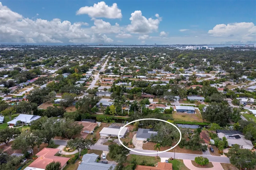 2426 River Ridge Drive Sarasota FL 34239