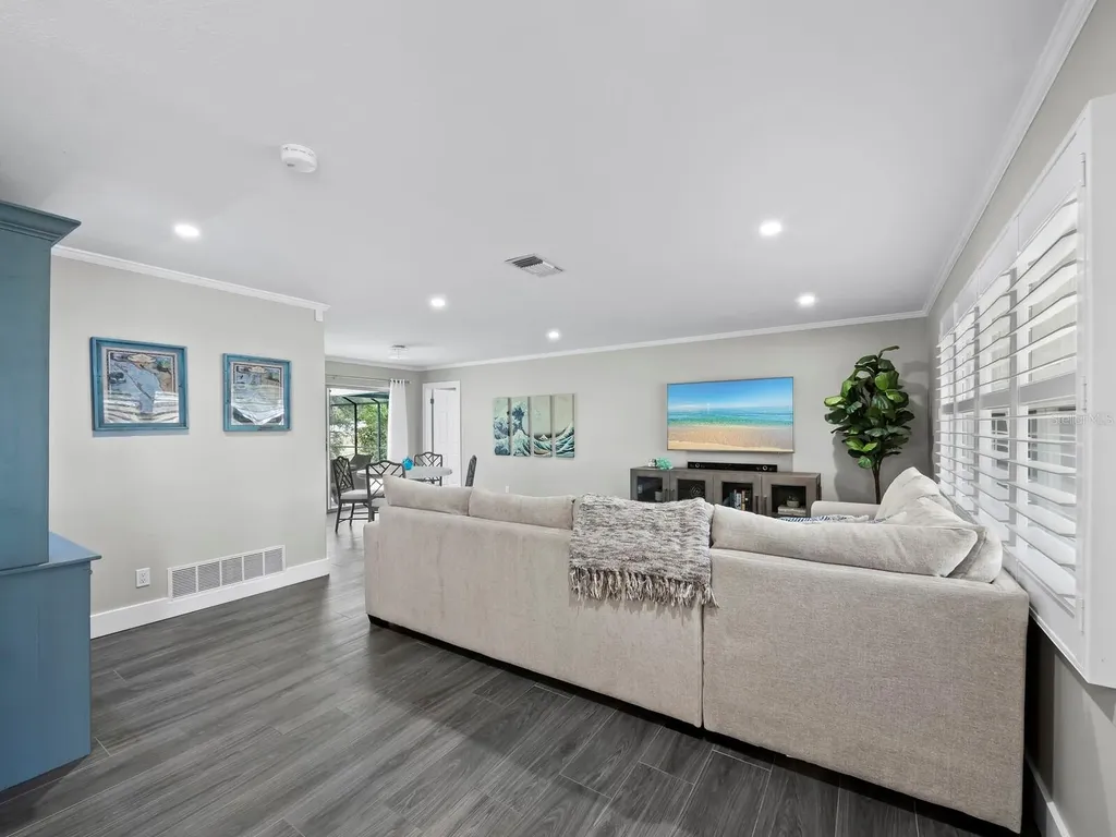 2426 River Ridge Drive Sarasota FL 34239