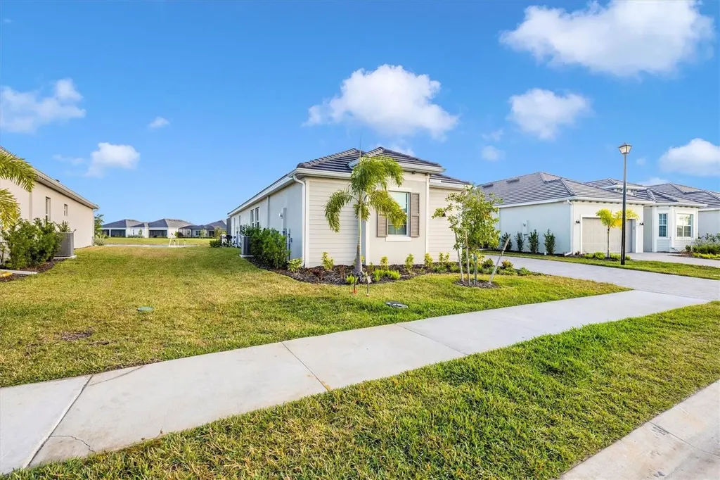 12950 Tulum Loop Venice FL 34293