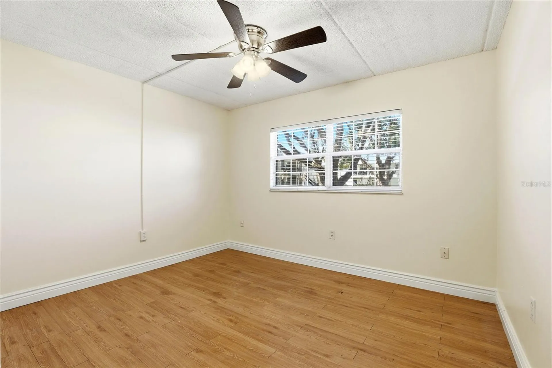 525 Conway Road Orlando FL 32807