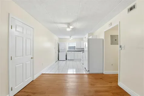 525 Conway Road Orlando FL 32807