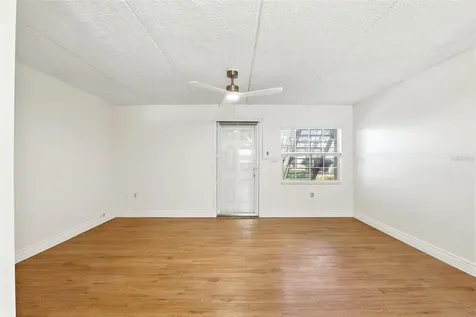 525 Conway Road Orlando FL 32807