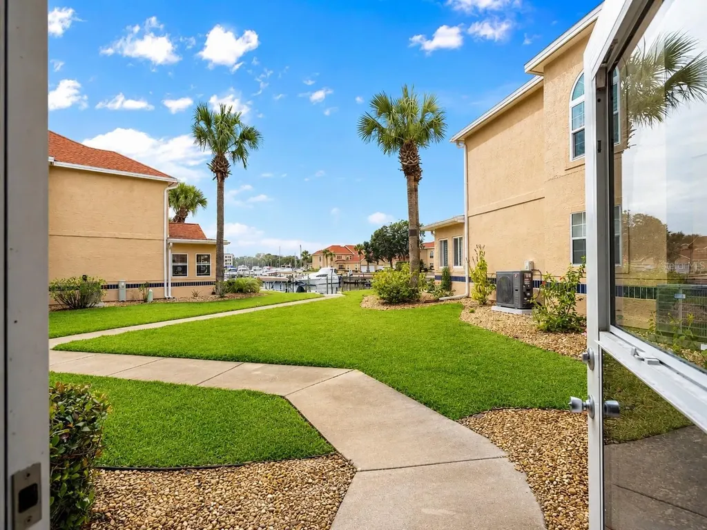 44 Captains Walk Palm Coast FL 32137