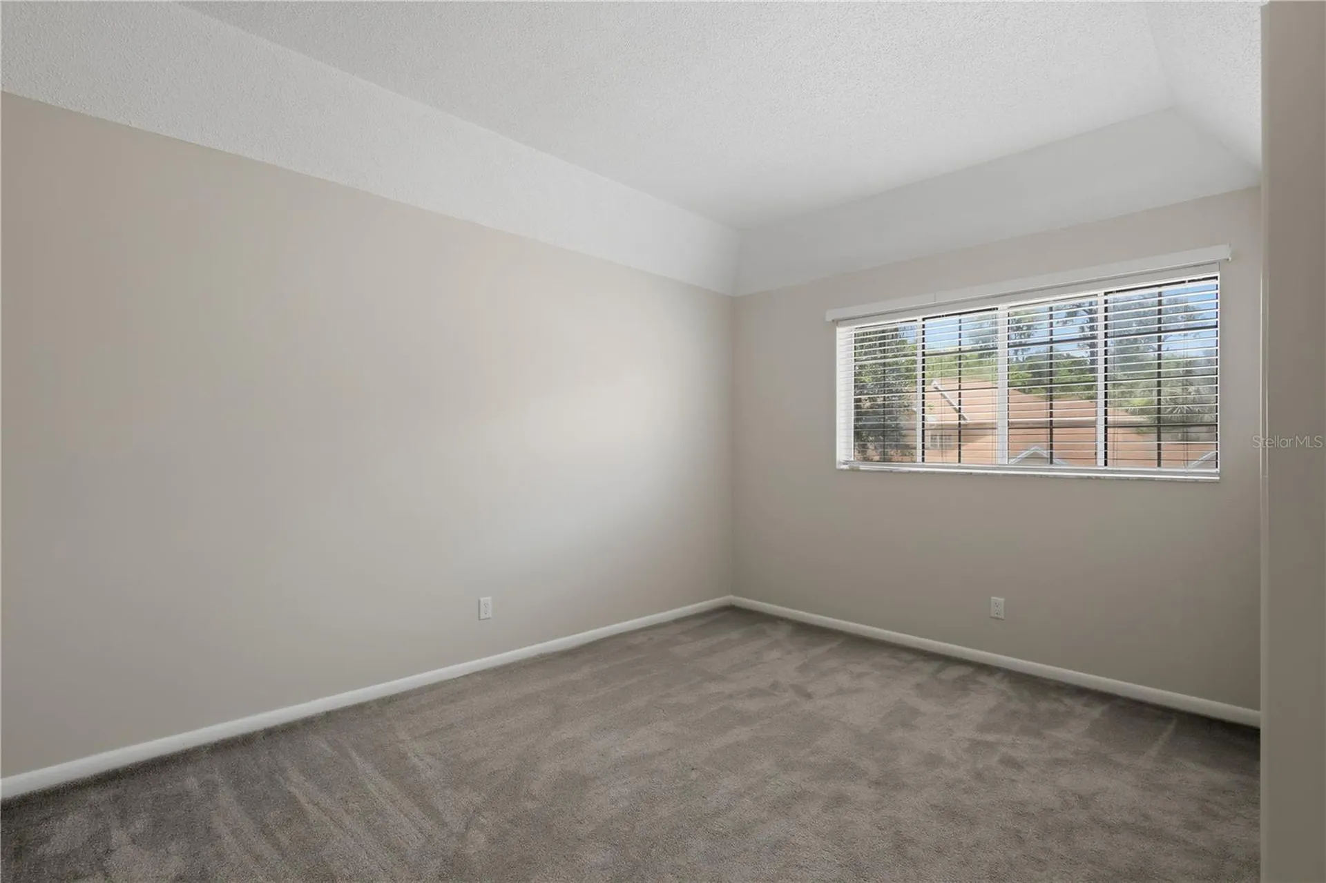 44 Captains Walk Palm Coast FL 32137