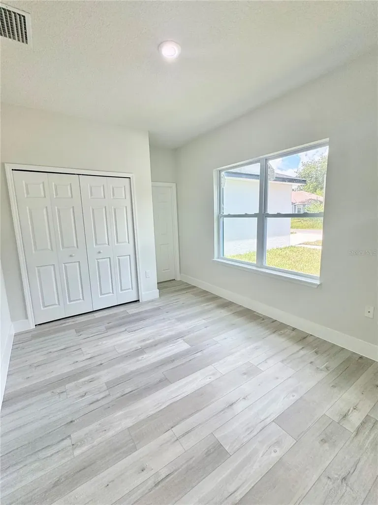 1690 Hamilton Avenue SW Palm Bay FL 32908