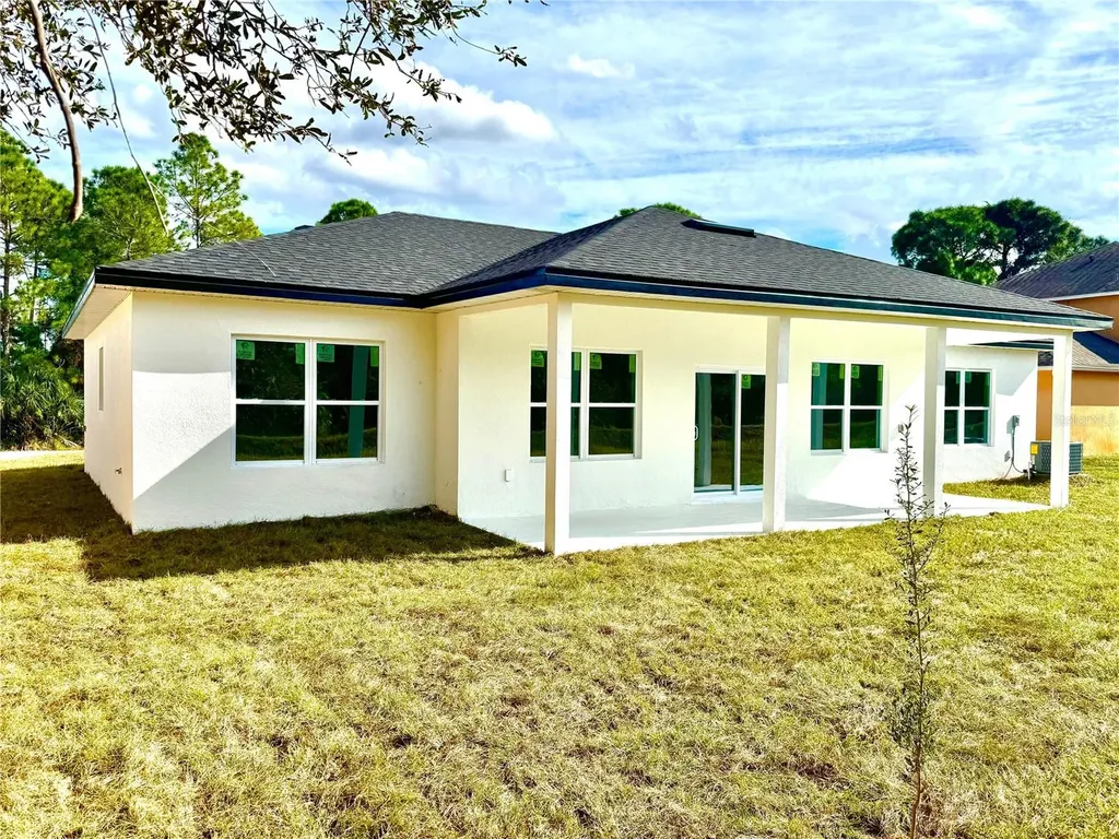 1690 Hamilton Avenue SW Palm Bay FL 32908