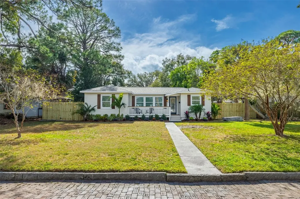 6330 3rd Avenue N St Petersburg FL 33710