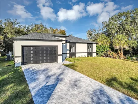 493 Sycamore Street Port Charlotte FL 33954