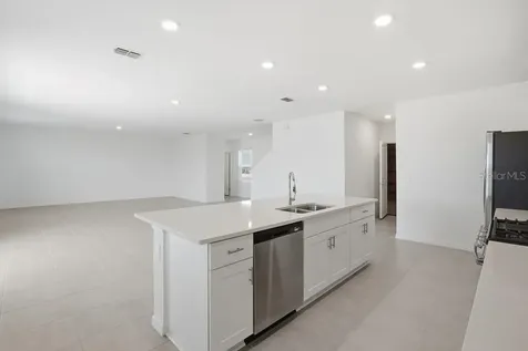 13243 Commons Avenue Parrish FL 34219