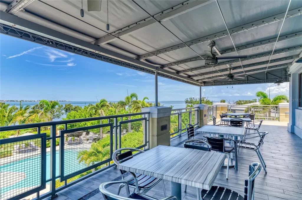295 Compass Point Drive Bradenton FL 34209