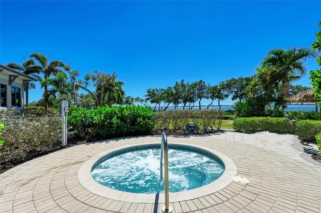 295 Compass Point Drive Bradenton FL 34209