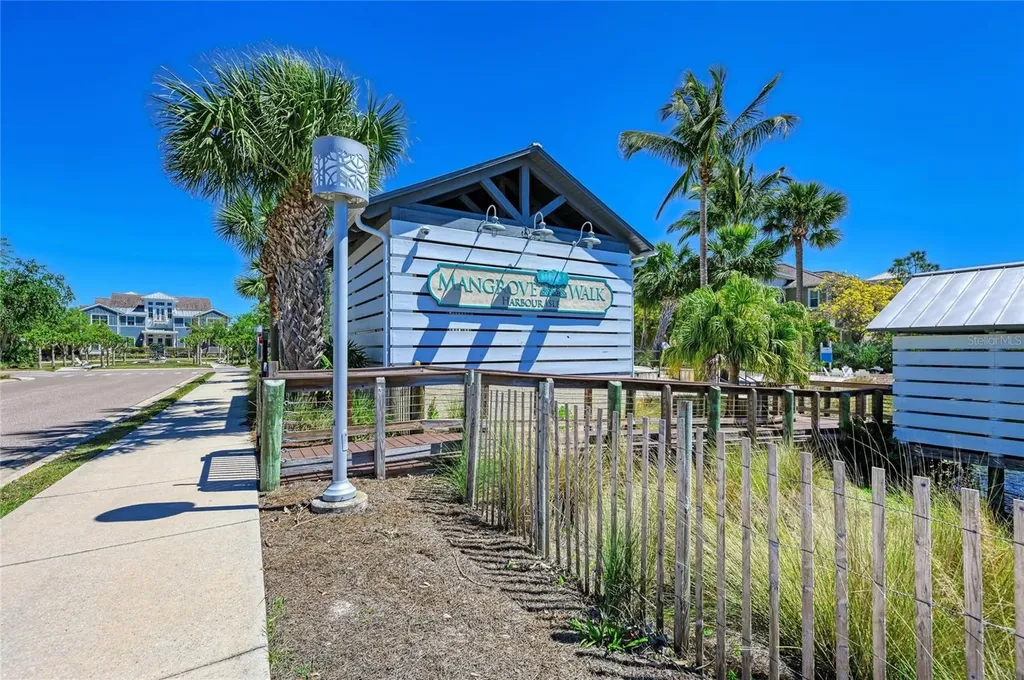 295 Compass Point Drive Bradenton FL 34209