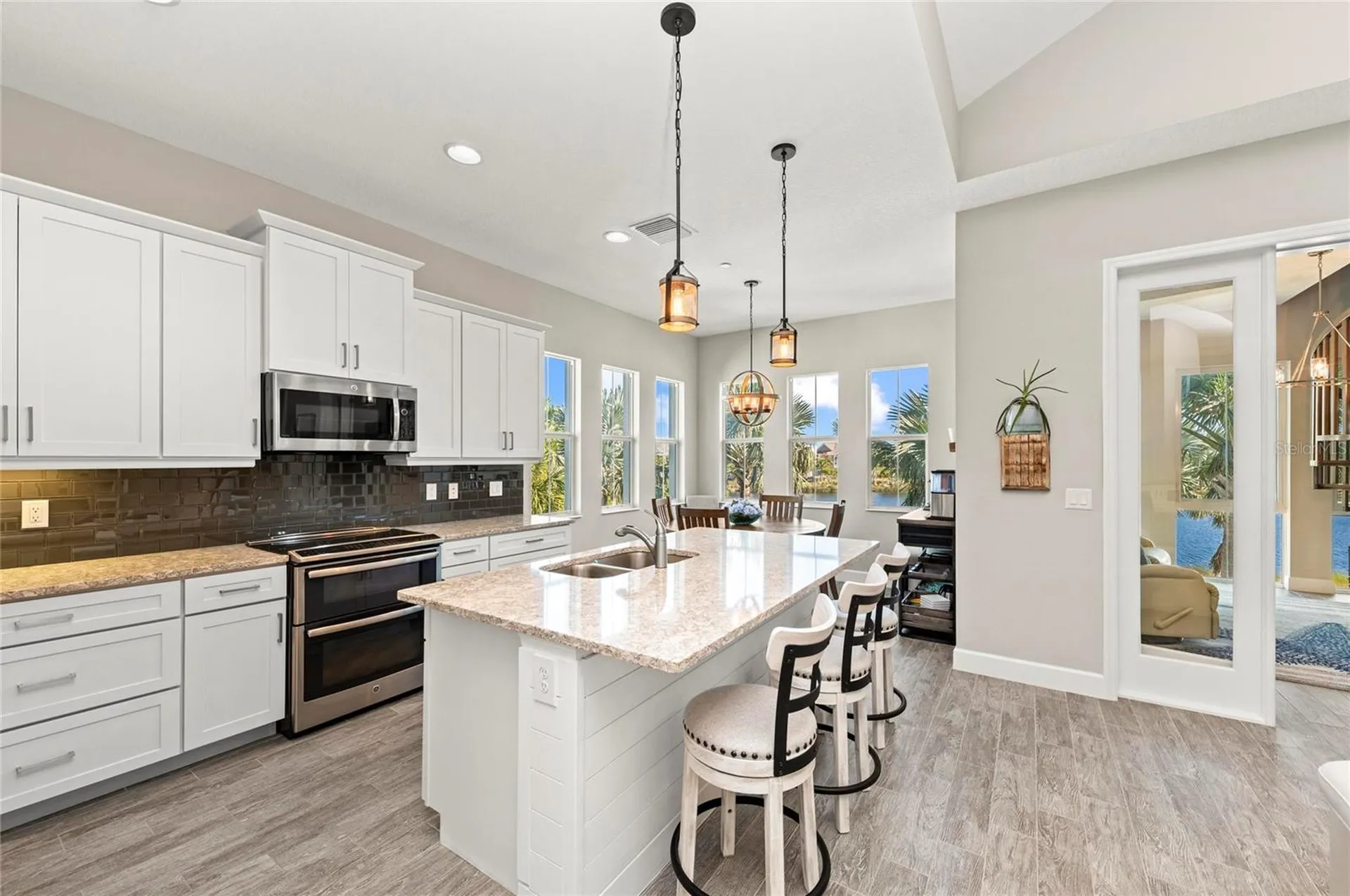 295 Compass Point Drive Bradenton FL 34209