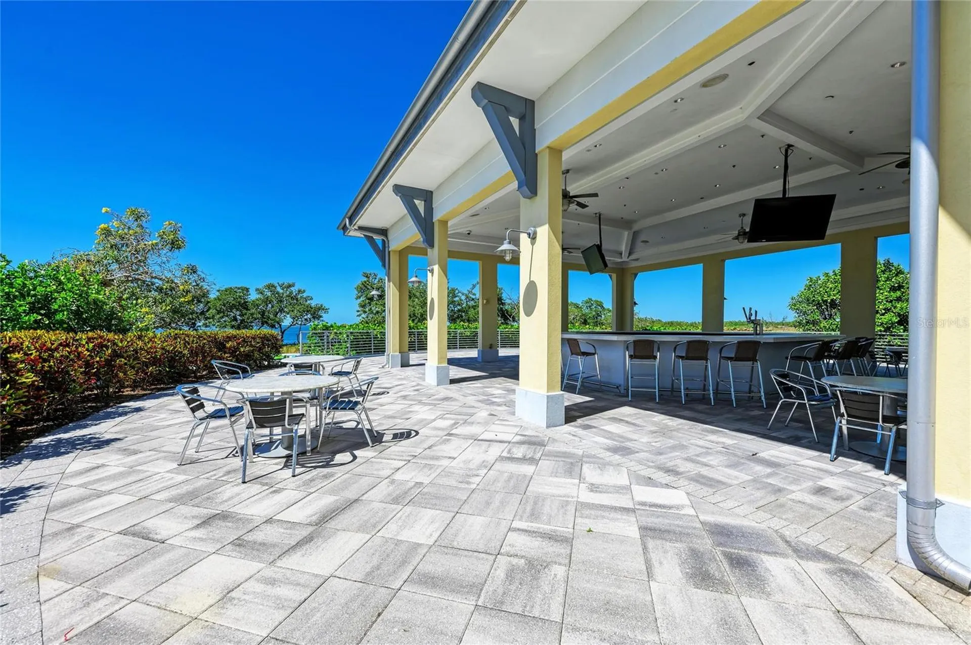 295 Compass Point Drive Bradenton FL 34209