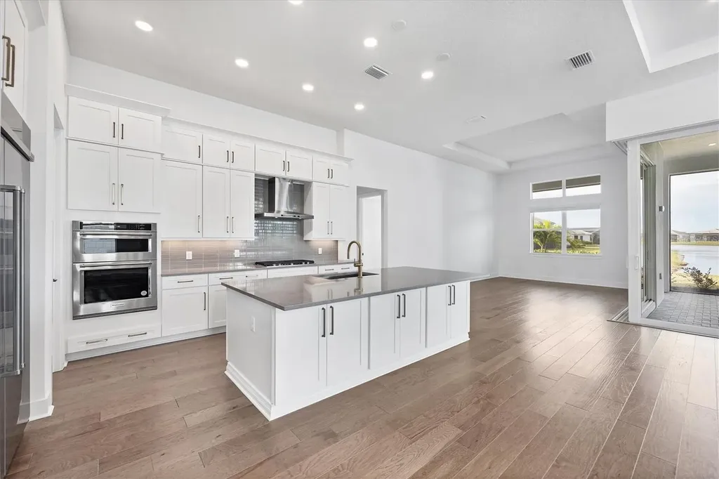 17920 Palmiste Drive Bradenton FL 34202