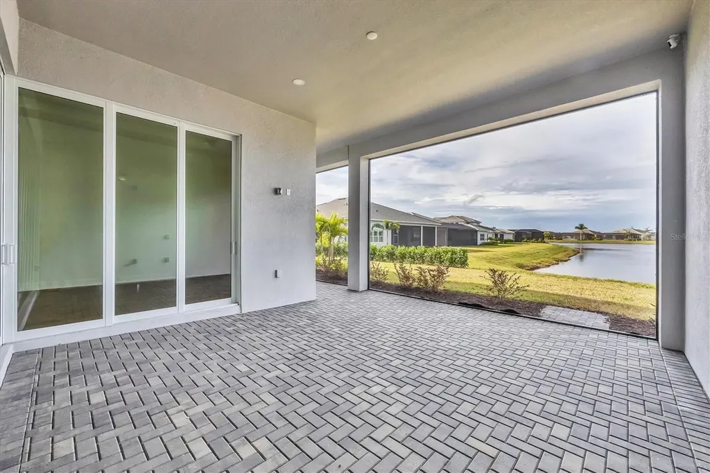 17920 Palmiste Drive Bradenton FL 34202