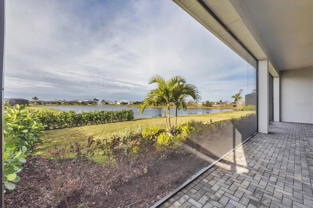 17920 Palmiste Drive Bradenton FL 34202