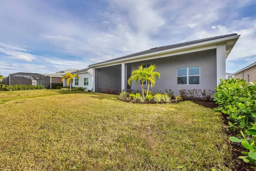 17920 Palmiste Drive Bradenton FL 34202