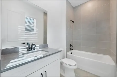 17920 Palmiste Drive Bradenton FL 34202