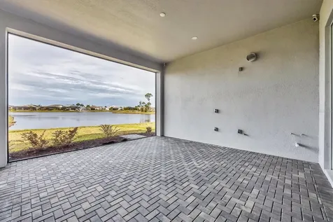 17920 Palmiste Drive Bradenton FL 34202