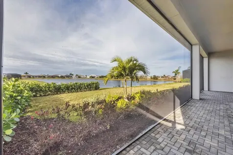17920 Palmiste Drive Bradenton FL 34202