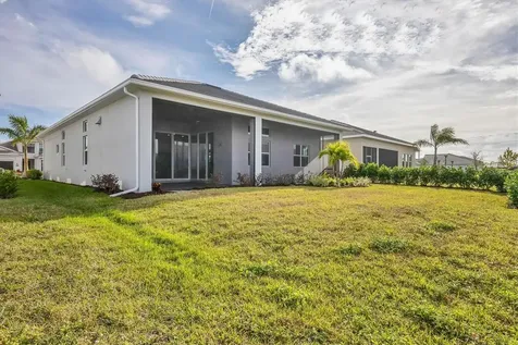 17920 Palmiste Drive Bradenton FL 34202