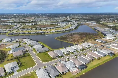 17920 Palmiste Drive Bradenton FL 34202