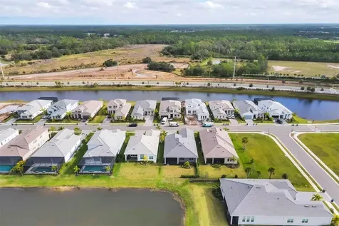17920 Palmiste Drive Bradenton FL 34202