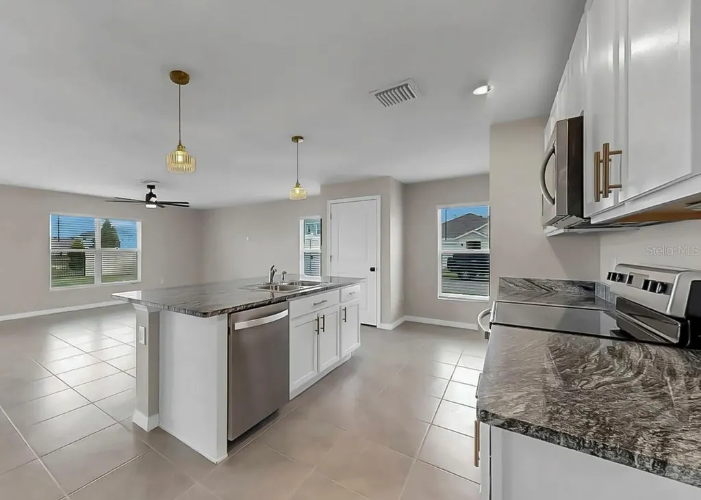10104 Charlotte Drive Parrish FL 34219