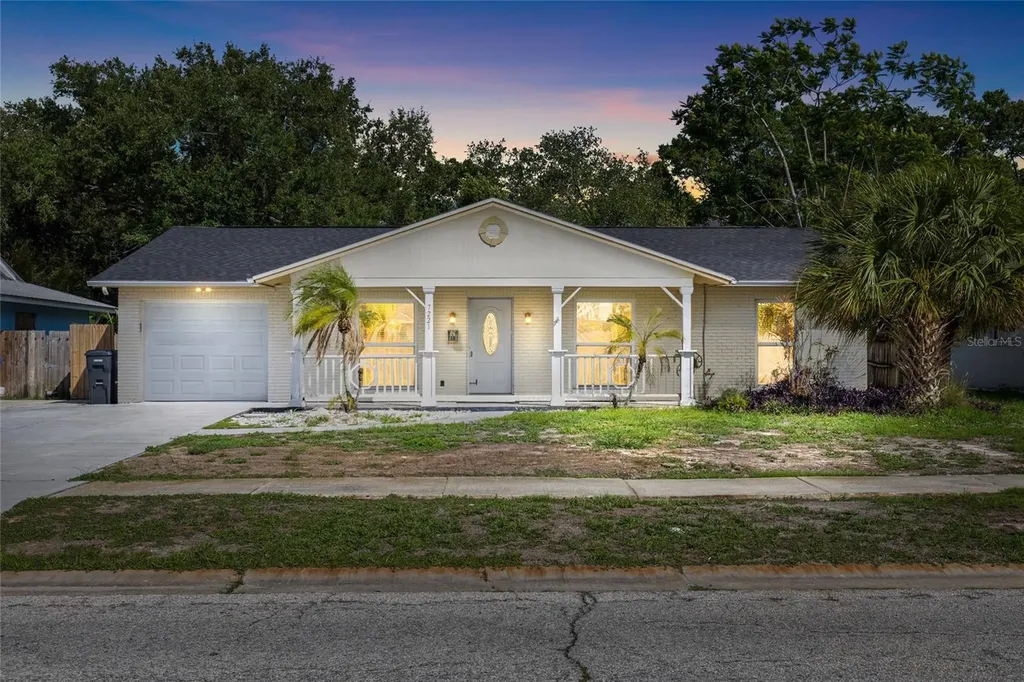 7221 Northbridge Boulevard Tampa FL 33615