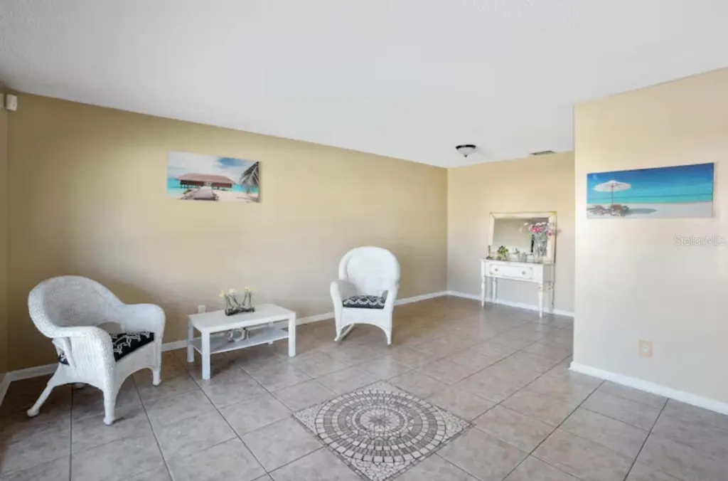 7221 Northbridge Boulevard Tampa FL 33615