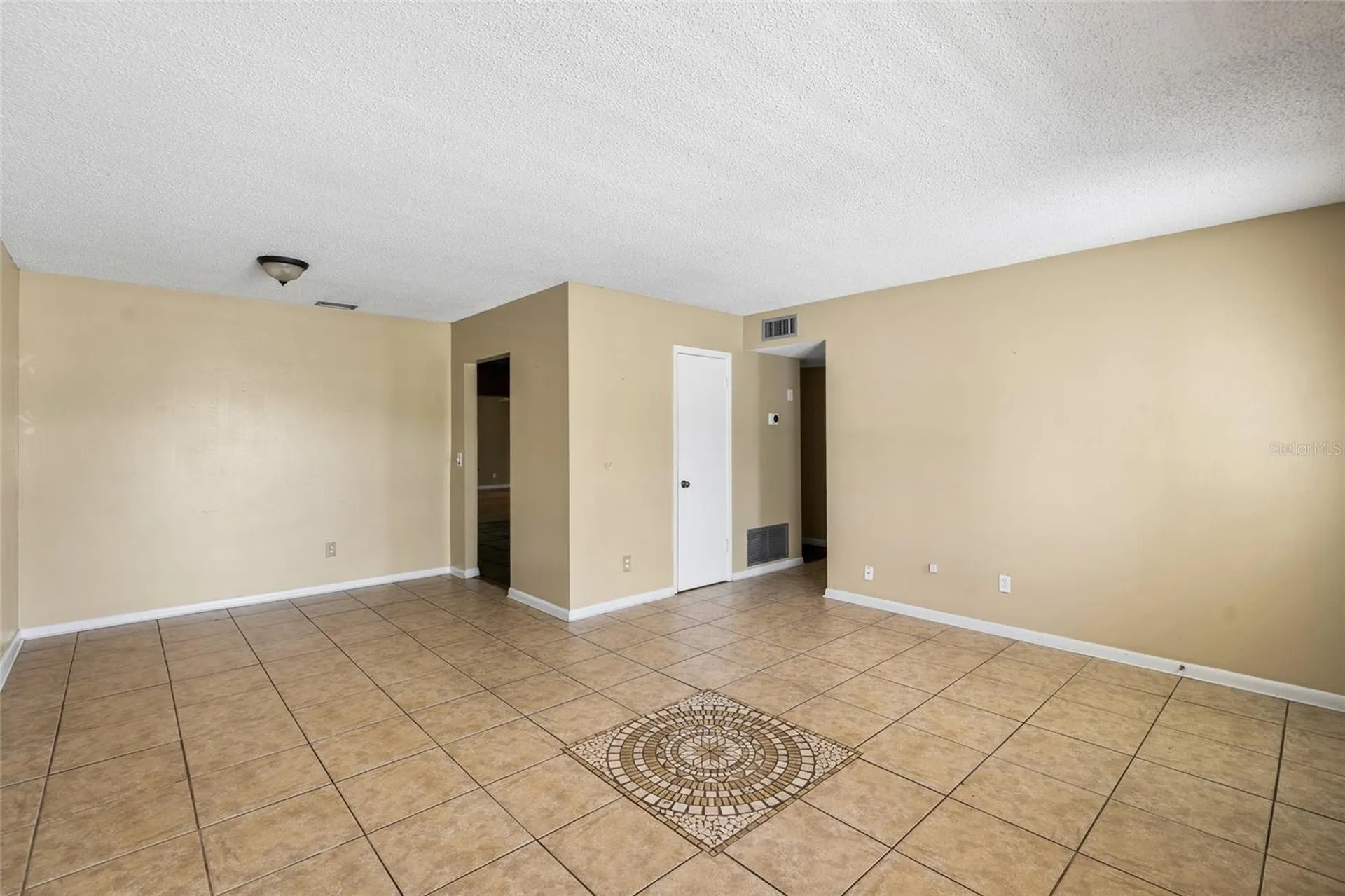 7221 Northbridge Boulevard Tampa FL 33615