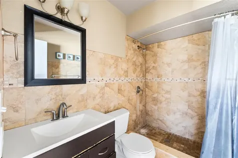 7221 Northbridge Boulevard Tampa FL 33615