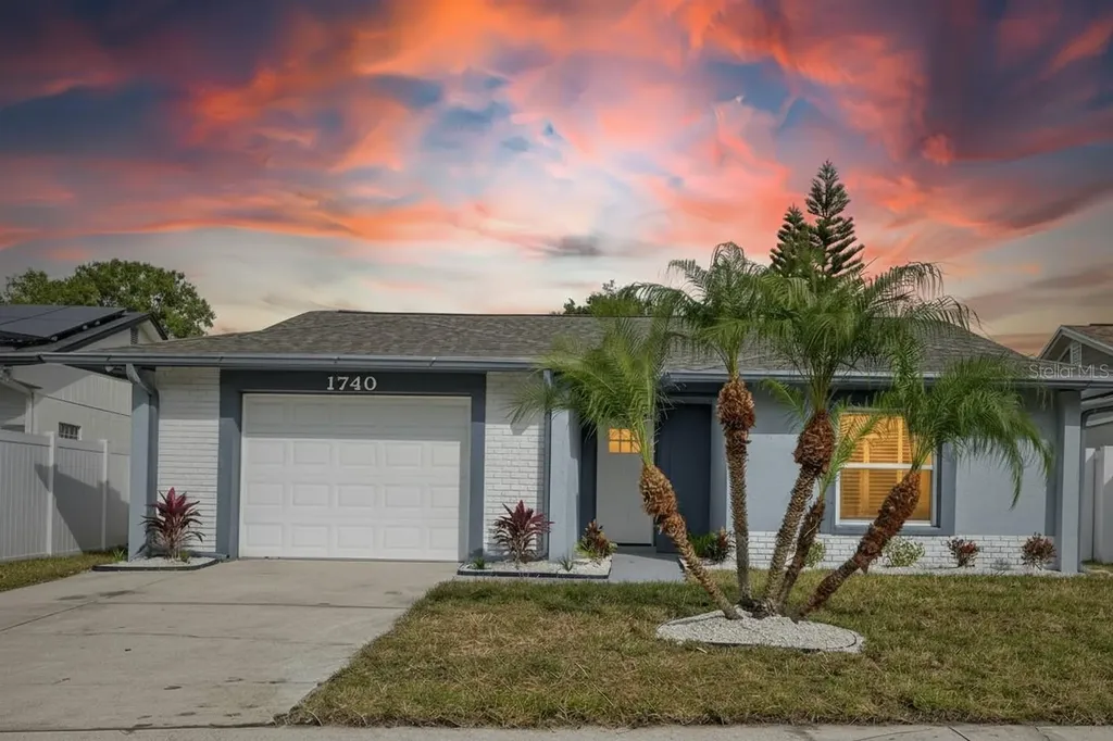 1740 Lakeview Village Drive Brandon FL 33510
