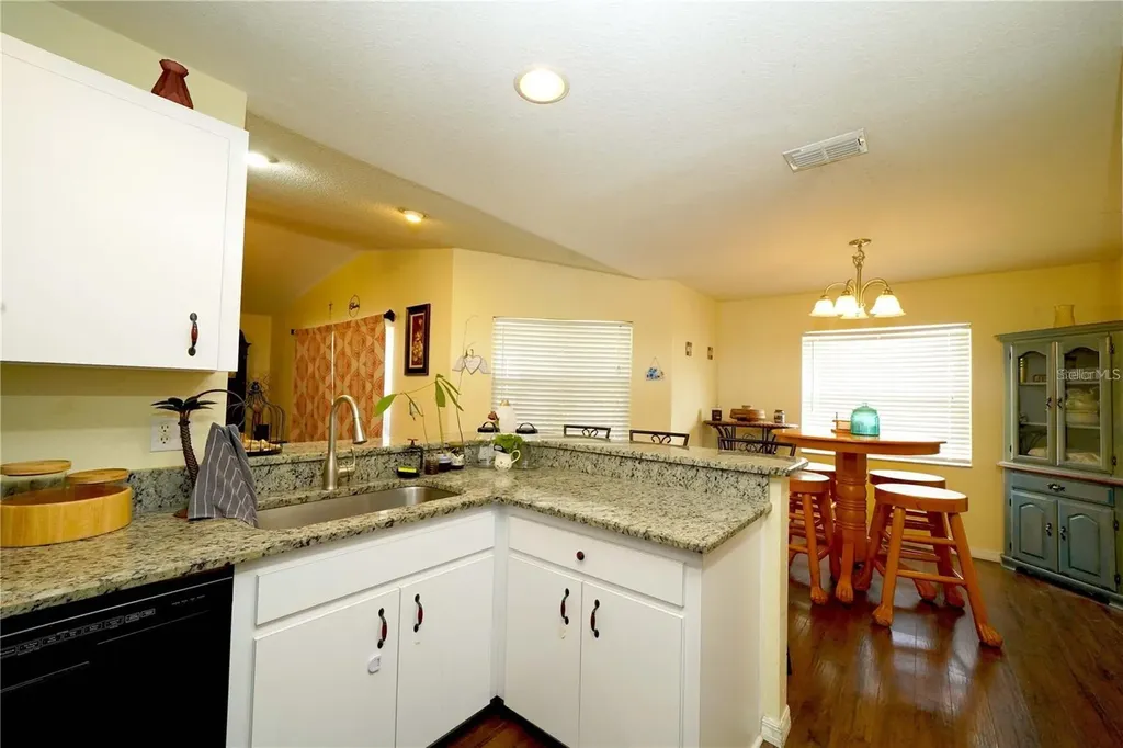 1015 Highland Crest Circle Lake Wales FL 33853