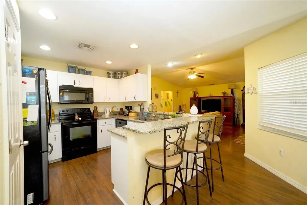 1015 Highland Crest Circle Lake Wales FL 33853