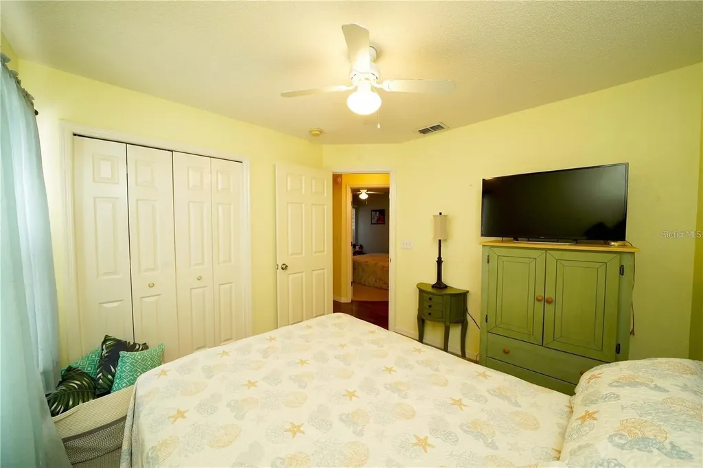 1015 Highland Crest Circle Lake Wales FL 33853