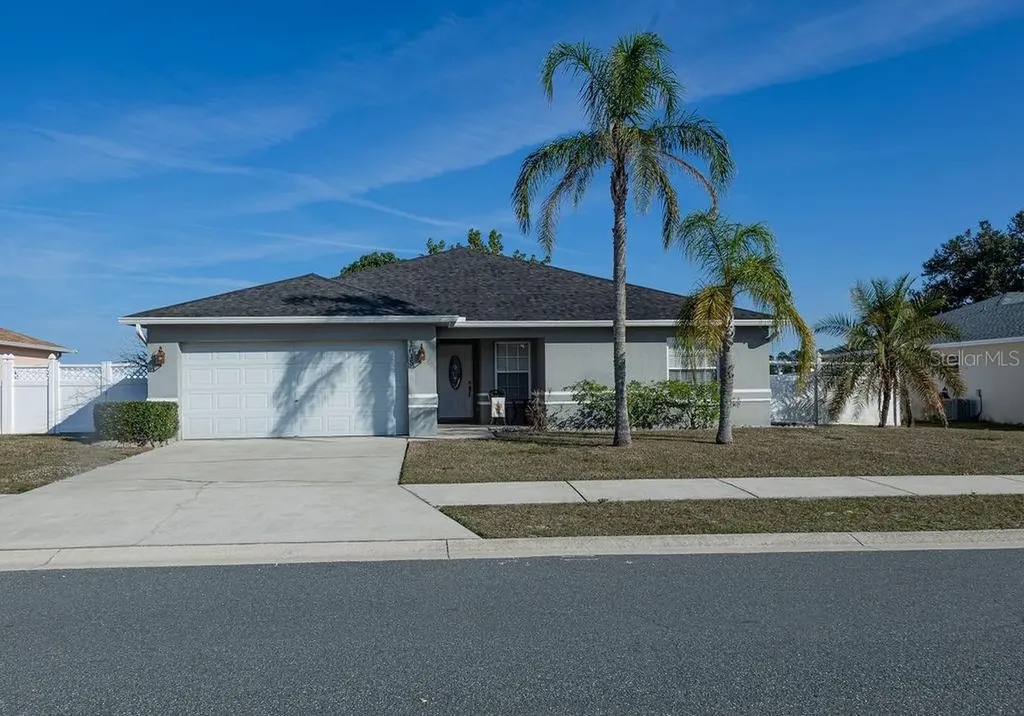 1015 Highland Crest Circle Lake Wales FL 33853